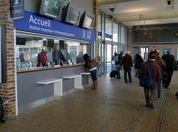 Accueil et accessibilité du site, de l'information dans la gare ou l'aérogare.